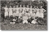 1925_Fussballmannschaft.jpg